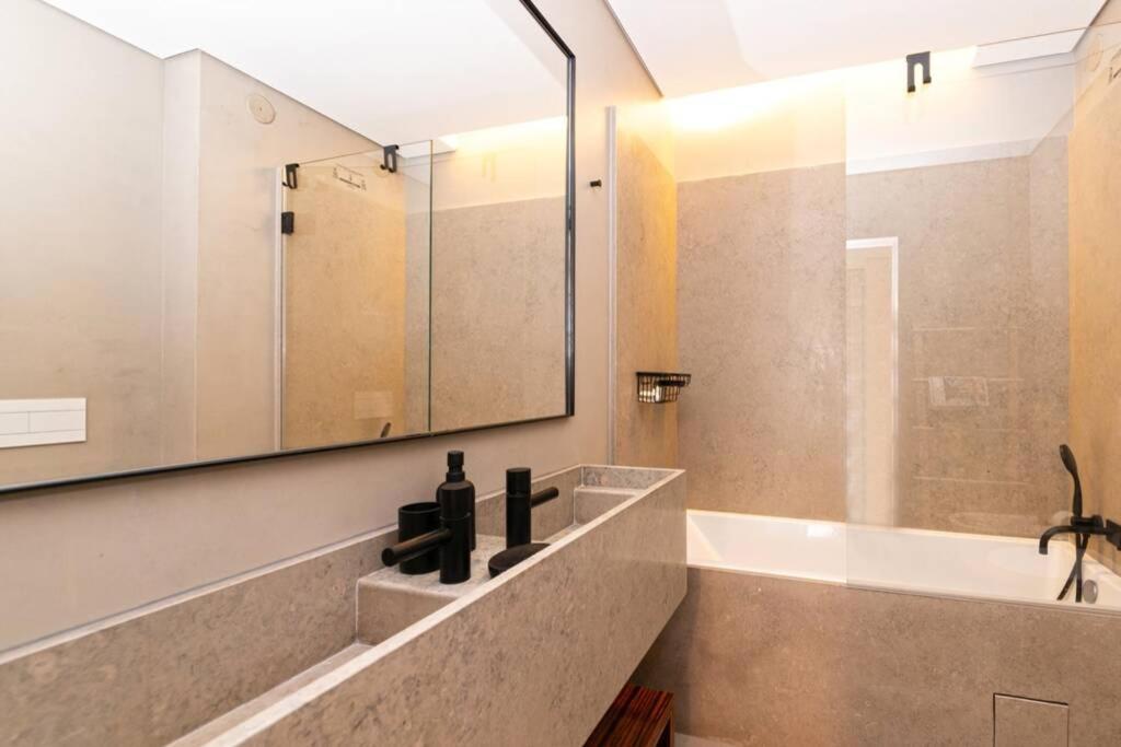 Stylish Apartment By Av. Da Liberdade Lisboa Exteriér fotografie